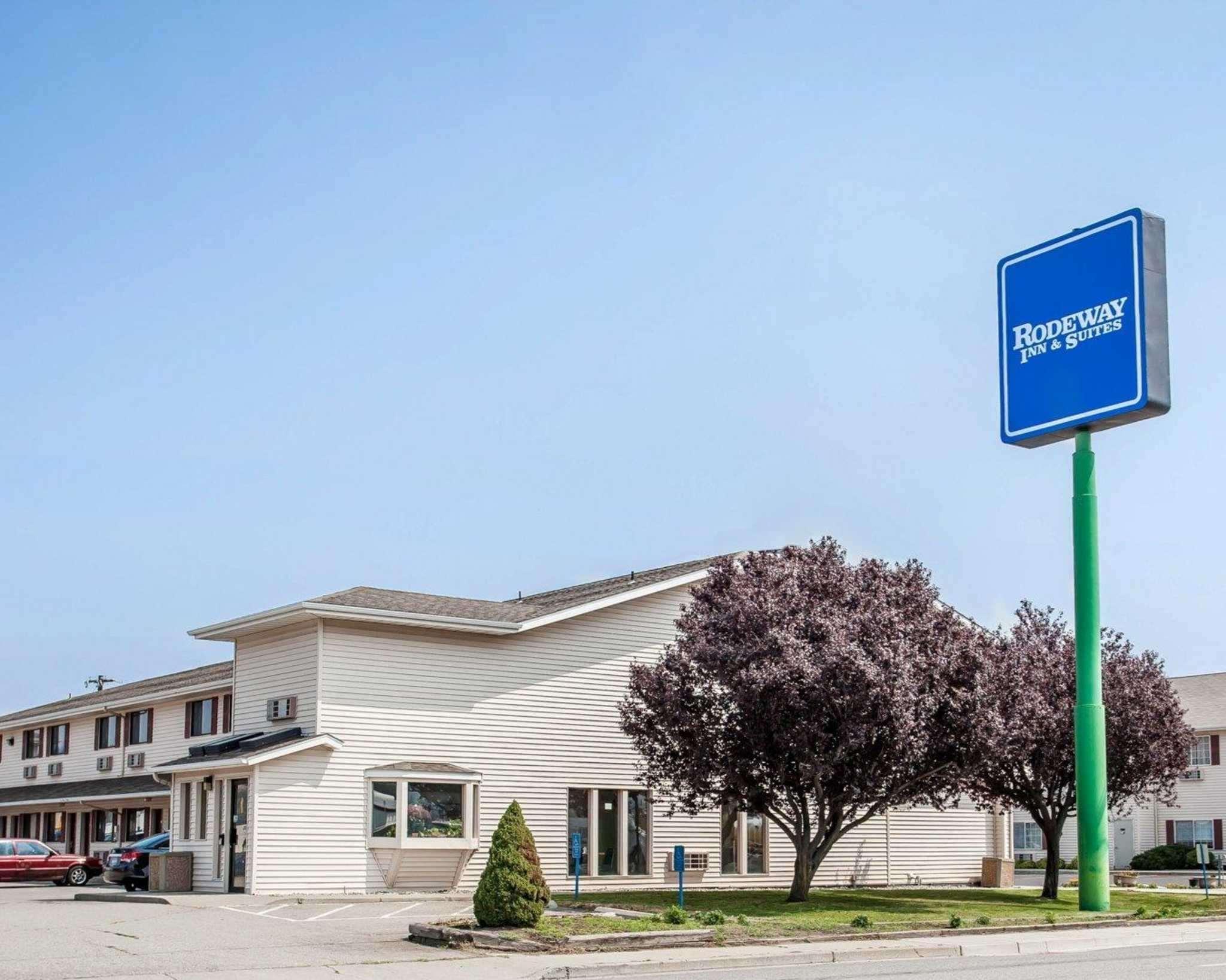 Rodeway Inn & Suites Спокейн Екстериор снимка
